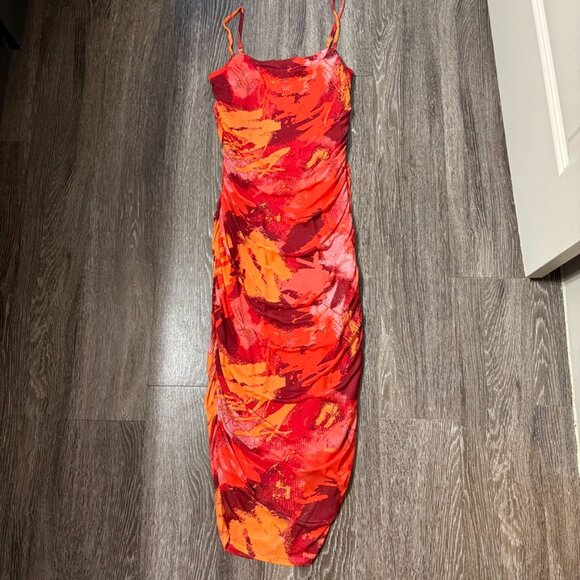 Fashion Nova Amara Abstract Mesh Midi Dress Red Combo Size M Ruched Style J3L503 - Picture 4 of 7